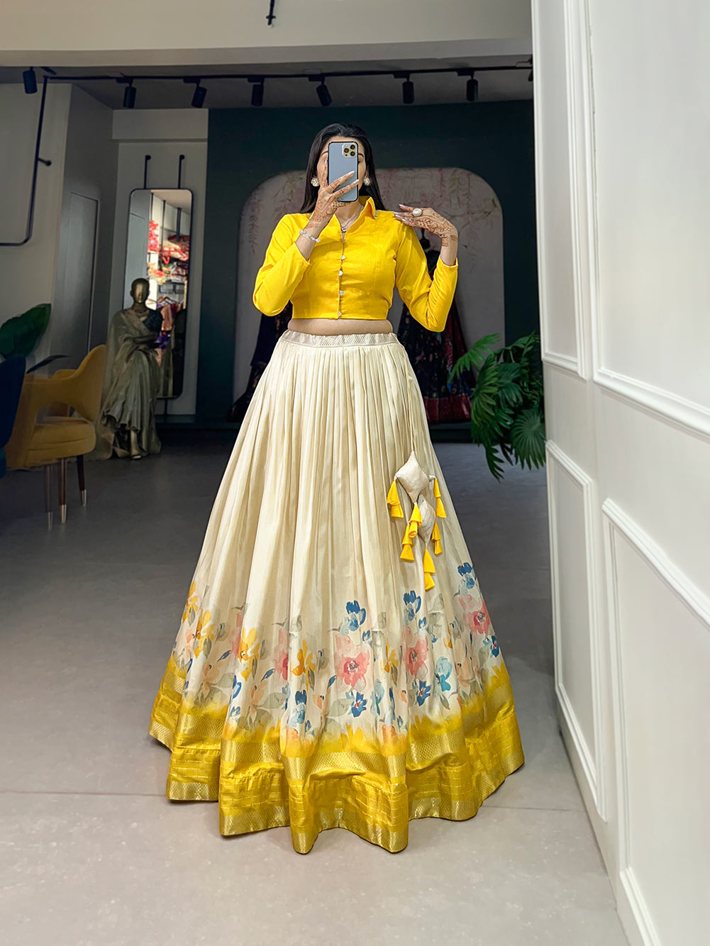 Dola Silk Lehenga, Floral Print Lehenga, Zari Border Lehenga, Banglory Blouse, Ready to Wear Lehenga, Stitched Floral Lehenga, Lightweight Silk Lehenga, South Indian Fashion, Hyderabad Lehenga, Trendy Lehenga Choli, 3.5 Meter Flair Lehenga, Floral Coord Set, Indian Wedding Wear, Festive Lehenga Set