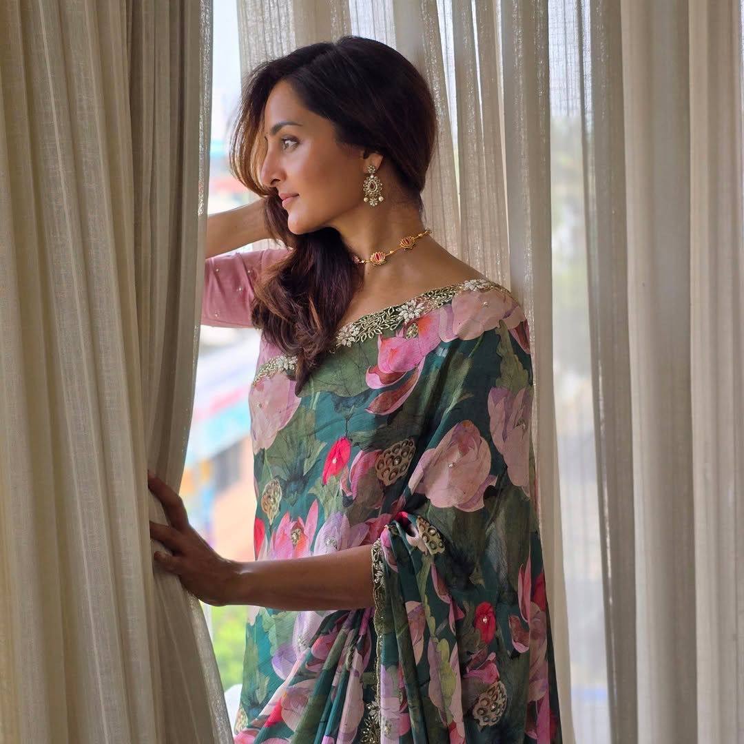 Teal Green Tebi Silk Digital Printed Saree with Silk Handworked Blouse