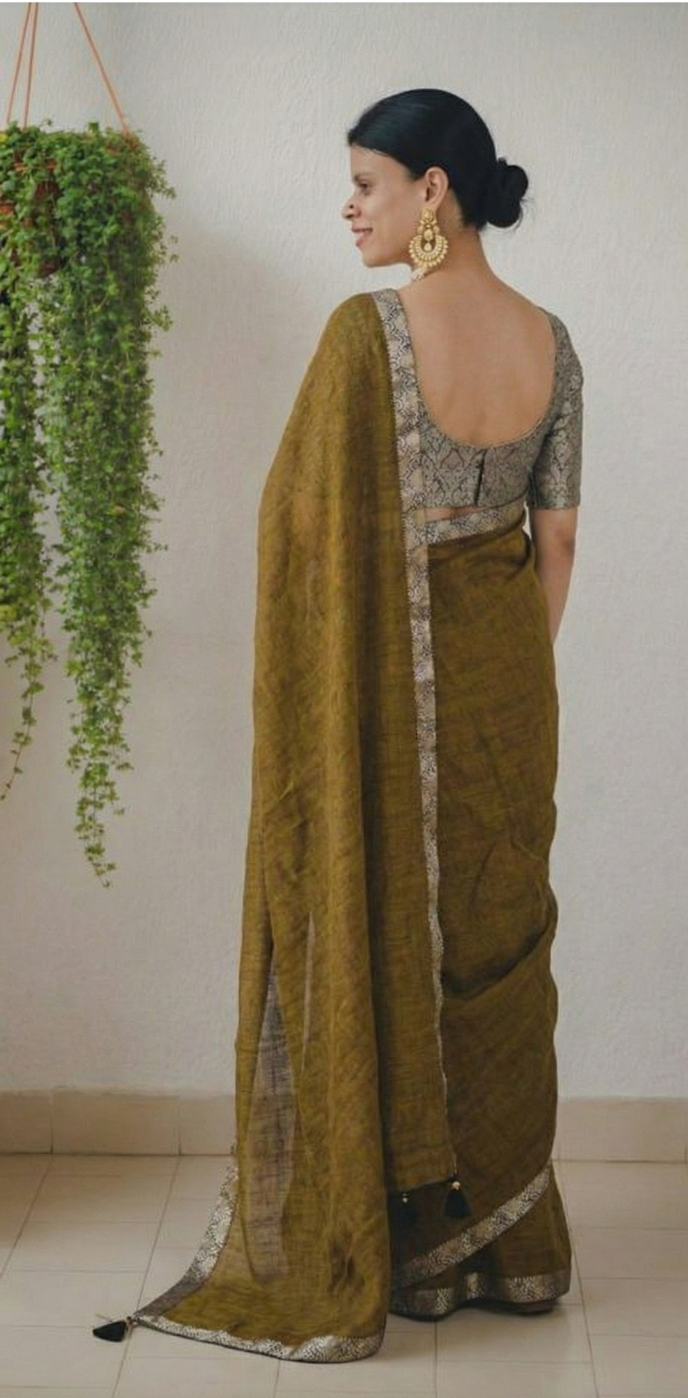 Olive Green Upadda Silk Jacquard Weaving Saree with Banarasi Blouse
