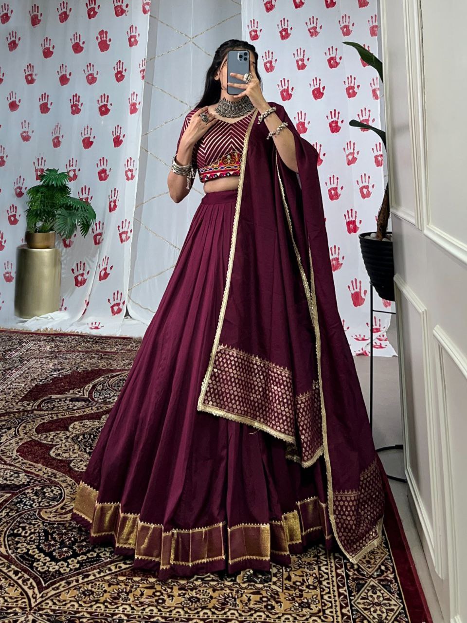Chanderi Lehenga Choli, Navratri 2025 Outfit, Gamthi Work Choli, Mirror Work Blouse, Zari Lehenga, Gotta Patti Lehenga, Garba Night Outfit, Chanderi Chaniya Choli, Gujarati Festival Dress, Festive Traditional Wear, Navratri Look 2025, Choli for Garba, Pure Chanderi Lehenga