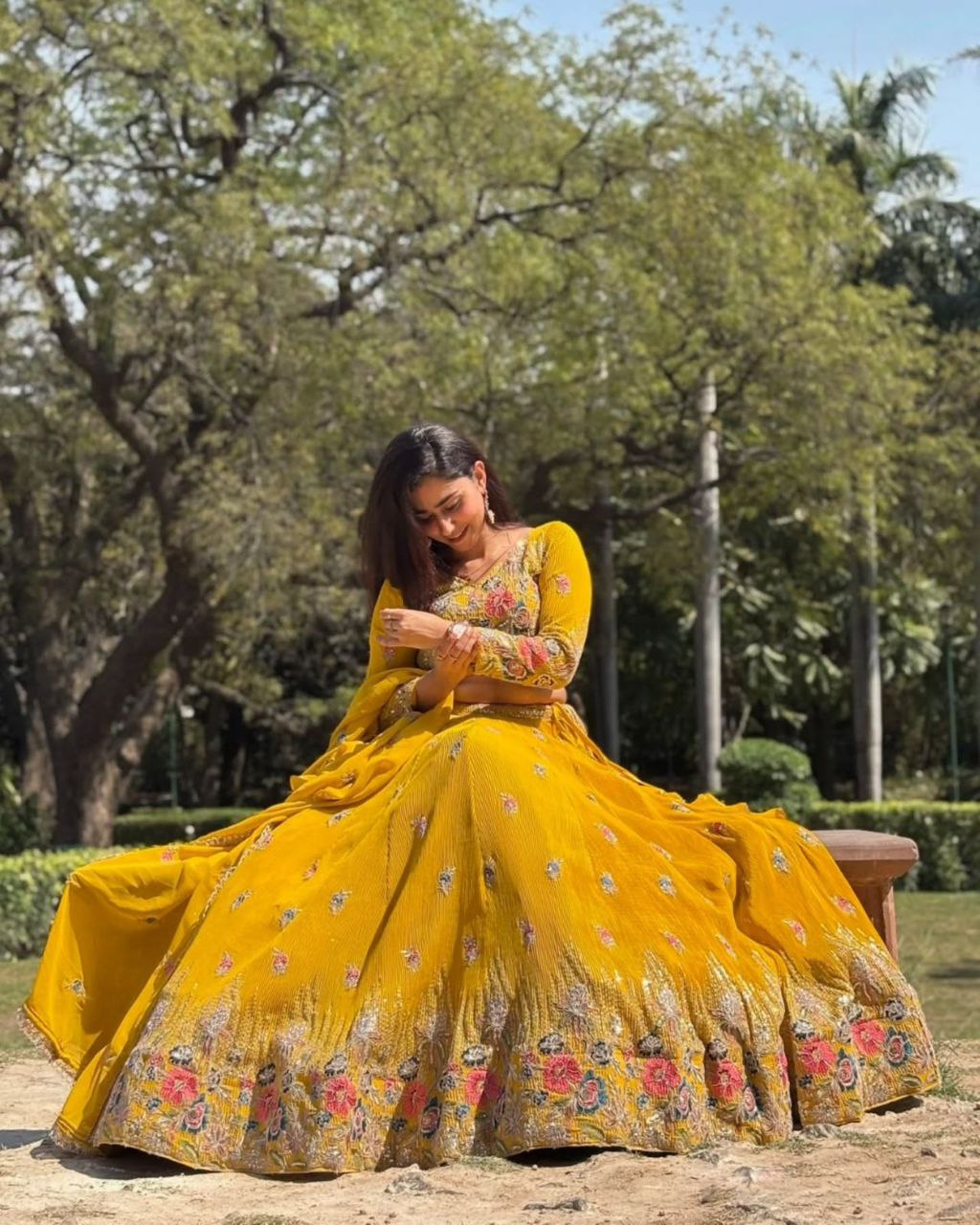 Georgette Lehenga, Sequin Thread Lehenga, Coding Dori Work Choli, Full Stitch Lehenga, Lehenga with Cancan, Micro Inner Lehenga, Party Wear Lehenga, Indian Ethnic Wear, Wedding Lehenga, Dupatta with Lace Border, 3 Meter Flare Lehenga, Designer Lehenga Set, Unstitched Choli