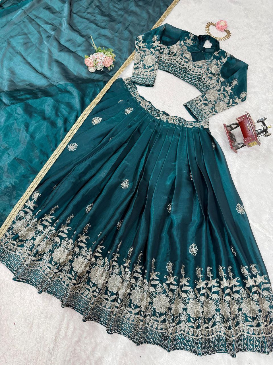 Jimi Choo Lehenga, Thread Work Lehenga, Full Stitch Lehenga, Lehenga with Cancan, Lace Border Dupatta, Unstitched Blouse, Micro Inner Lehenga, Wedding Wear Lehenga, Festive Wear Lehenga, Indian Ethnic Wear, Designer Lehenga Set, 3 Meter Flair Lehenga, Lightweight Lehenga Choli