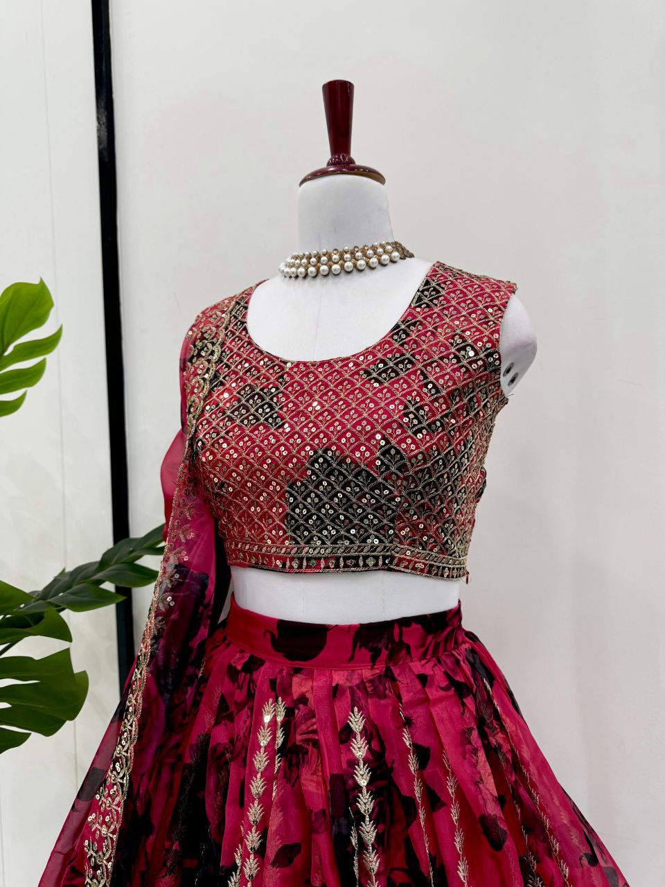 Tabby Organza Lehenga, Sequin Work Lehenga, Organza Choli Set, Full Stitch Lehenga, Lace Border Dupatta, Lightweight Lehenga, Wedding Lehenga Choli, Festive Ethnic Wear, Designer Organza Lehenga, Traditional Lehenga Choli, 3 Meter Flair Lehenga, Unstitched Blouse, Micro Inner Lehenga