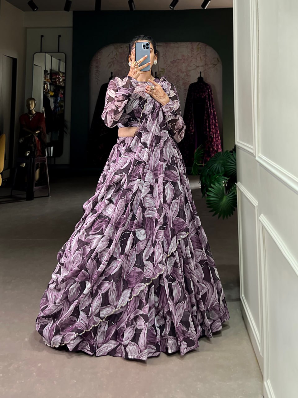 Tabby Silk Lehenga, Hotfix Work Lehenga, Printed Lehenga Choli, Tabby Silk Dupatta, Unstitched Blouse Set, Festive Lehenga Choli, 5.5 Meter Flair Lehenga, Canvas Lehenga, Stitched Indian Lehenga, Ethnic Wear 2025, Lightweight Lehenga, Designer Lehenga Choli, Tabby Silk Wedding Wear