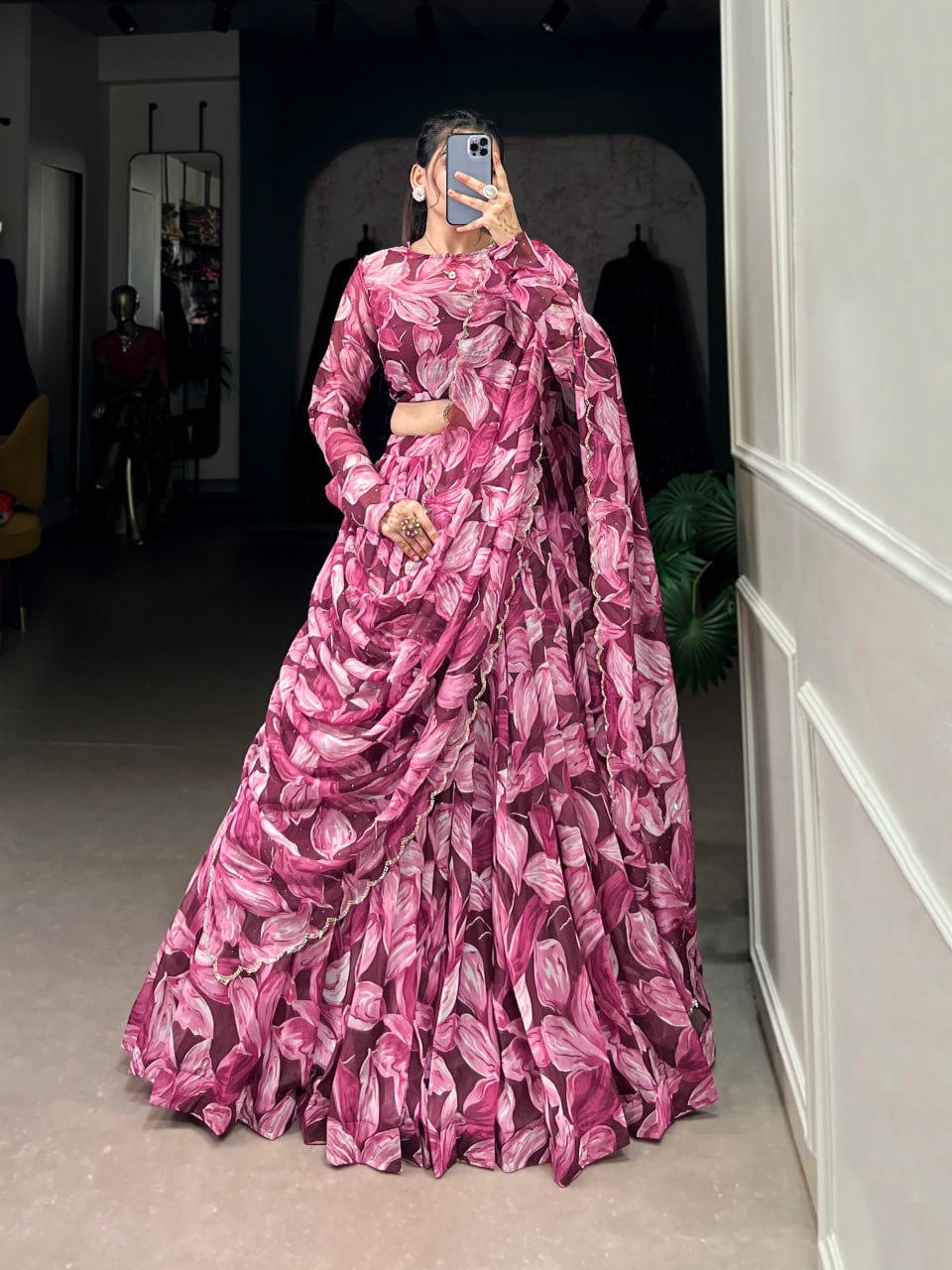 Tabby Silk Lehenga, Hotfix Work Lehenga, Printed Lehenga Choli, Tabby Silk Dupatta, Unstitched Blouse Set, Festive Lehenga Choli, 5.5 Meter Flair Lehenga, Canvas Lehenga, Stitched Indian Lehenga, Ethnic Wear 2025, Lightweight Lehenga, Designer Lehenga Choli, Tabby Silk Wedding Wear