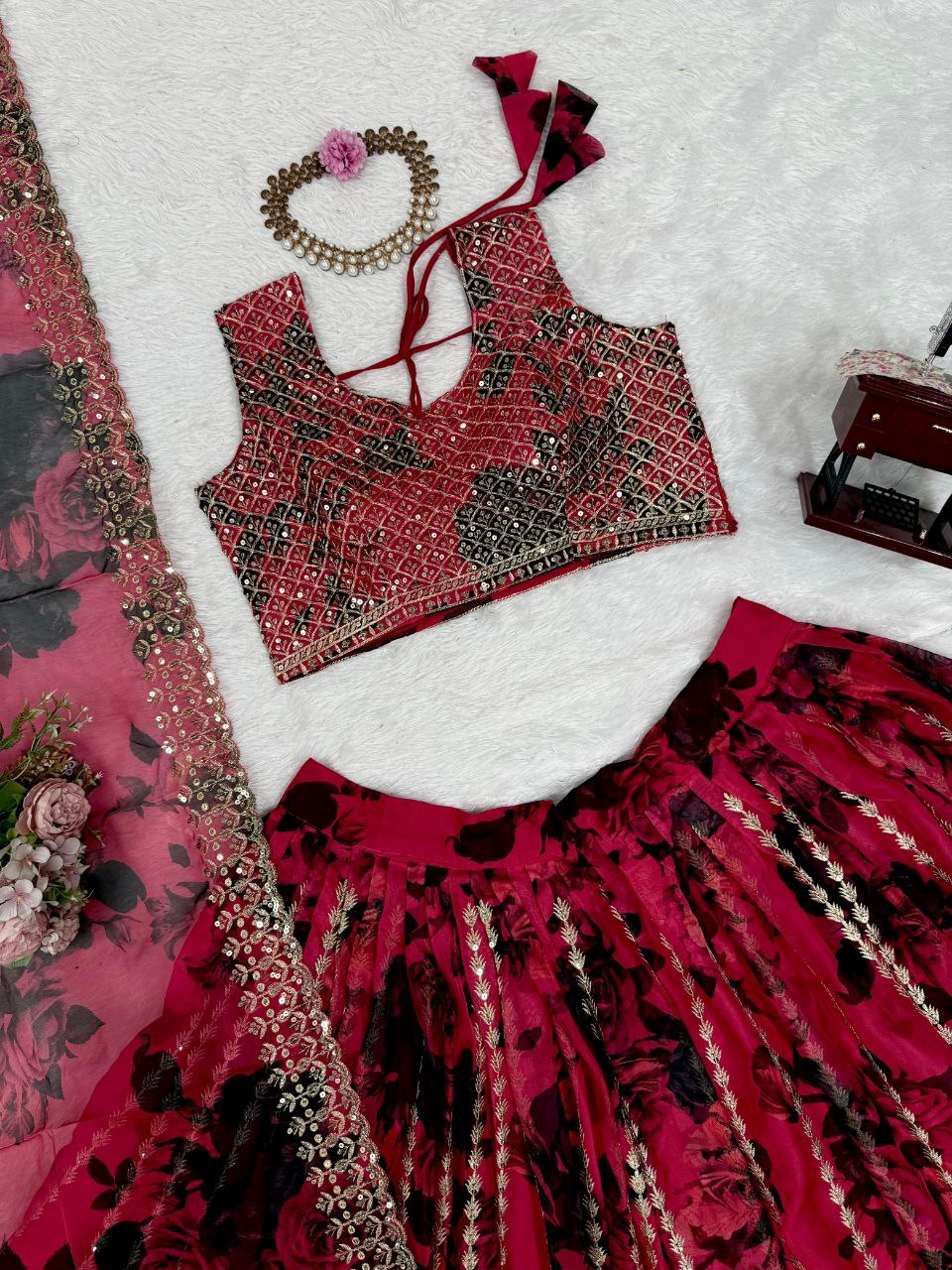 Tabby Organza Lehenga, Sequin Work Lehenga, Organza Choli Set, Full Stitch Lehenga, Lace Border Dupatta, Lightweight Lehenga, Wedding Lehenga Choli, Festive Ethnic Wear, Designer Organza Lehenga, Traditional Lehenga Choli, 3 Meter Flair Lehenga, Unstitched Blouse, Micro Inner Lehenga