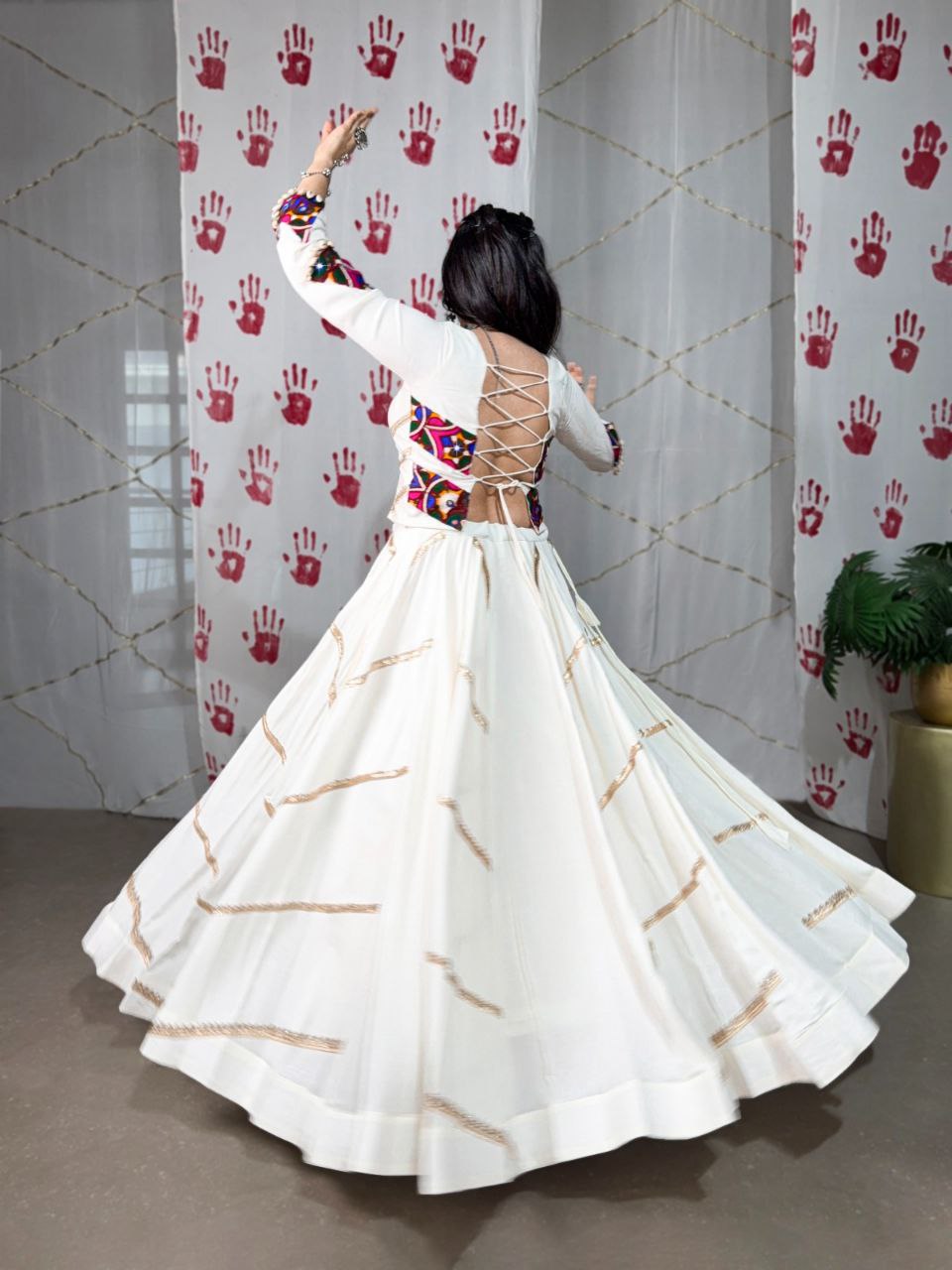Rayon Lehenga Choli, Mirror Work Lehenga, Sequins Work Choli, Navratri Lehenga 2025, Gamthi Work Blouse, Garba Outfit for Women, Festive Indian Wear, Traditional Lehenga Choli, Navratri Rayon Outfit, Dandiya Dress for Girls