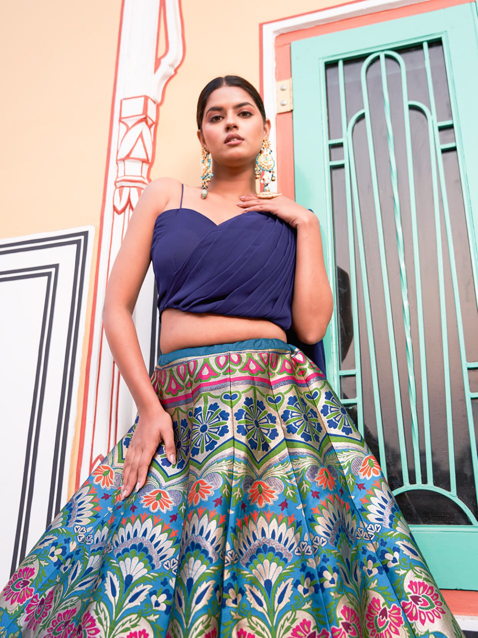 Banarasi Silk Lehenga, Zari Weaving Lehenga, Blouse with Attached Dupatta, Traditional Wedding Lehenga, Stitched Banarasi Lehenga, Canvas Lehenga Choli, Georgette Blouse, Heart Neck Blouse, Indian Ethnic Wear, Festive Lehenga Choli, Semi Bridal Lehenga, Shaadi Season Outfit, Banarasi Lehenga 2025