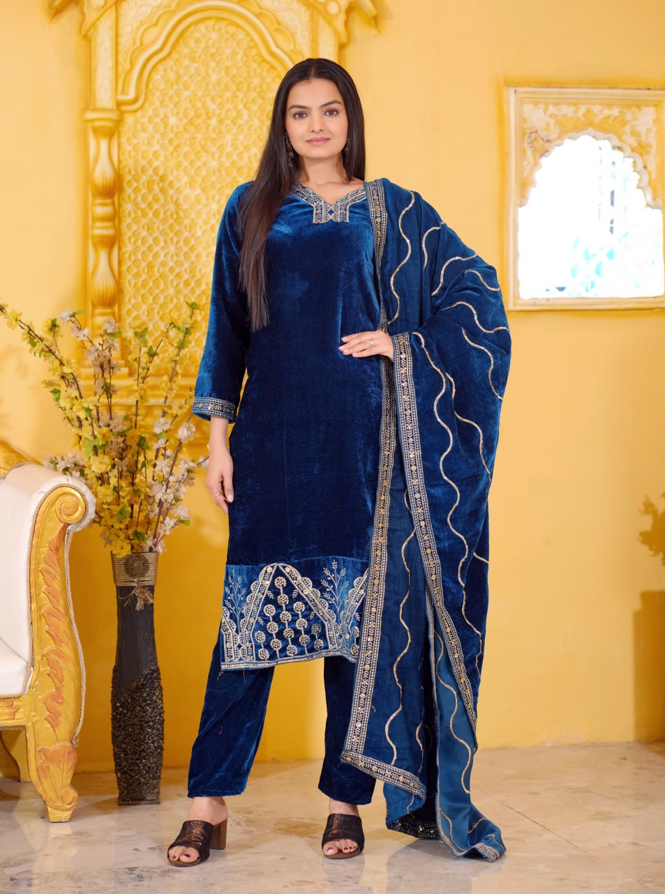 Fox Georgette Embroidered Stone-Work Suit | Designer Party Wear Drape Dress