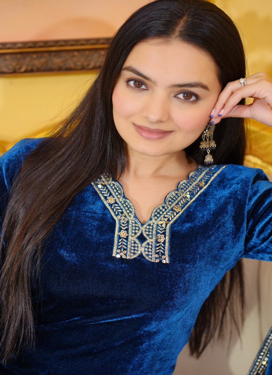 Fox Georgette Embroidered Stone-Work Suit | Designer Party Wear Drape Dress