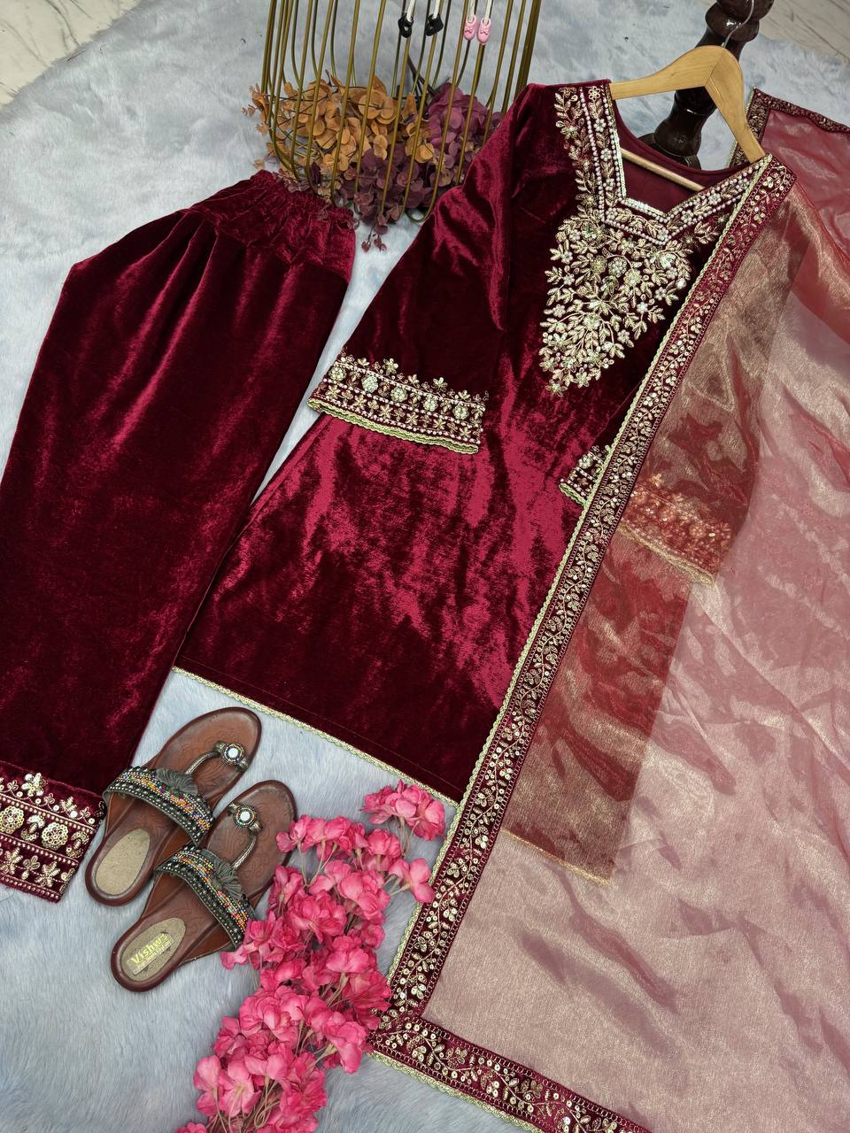 Maroon Velvet Kurta Set with Intricate Zari Embroidery and Dupatta