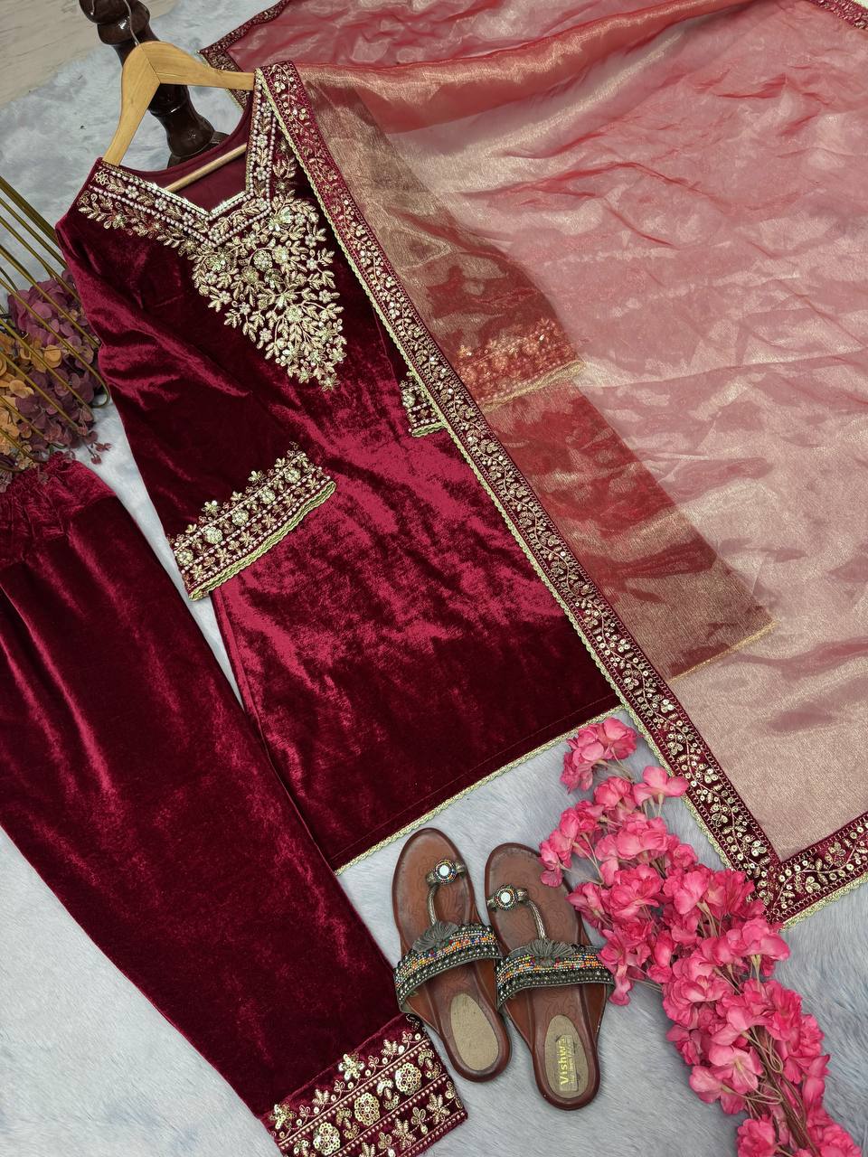 Maroon Velvet Kurta Set with Intricate Zari Embroidery and Dupatta