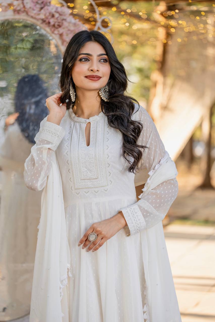 Elegant Off-White Cotton Anarkali Set with Thread Embroidery and Dupatta