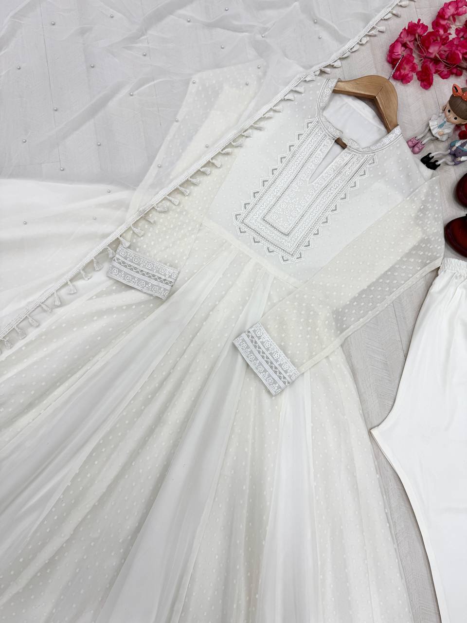 Elegant Off-White Cotton Anarkali Set with Thread Embroidery and Dupatta