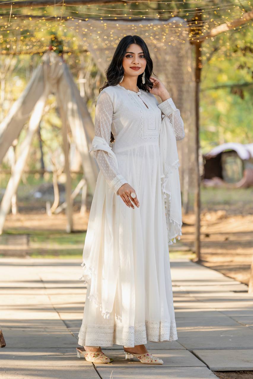 Elegant Off-White Cotton Anarkali Set with Thread Embroidery and Dupatta