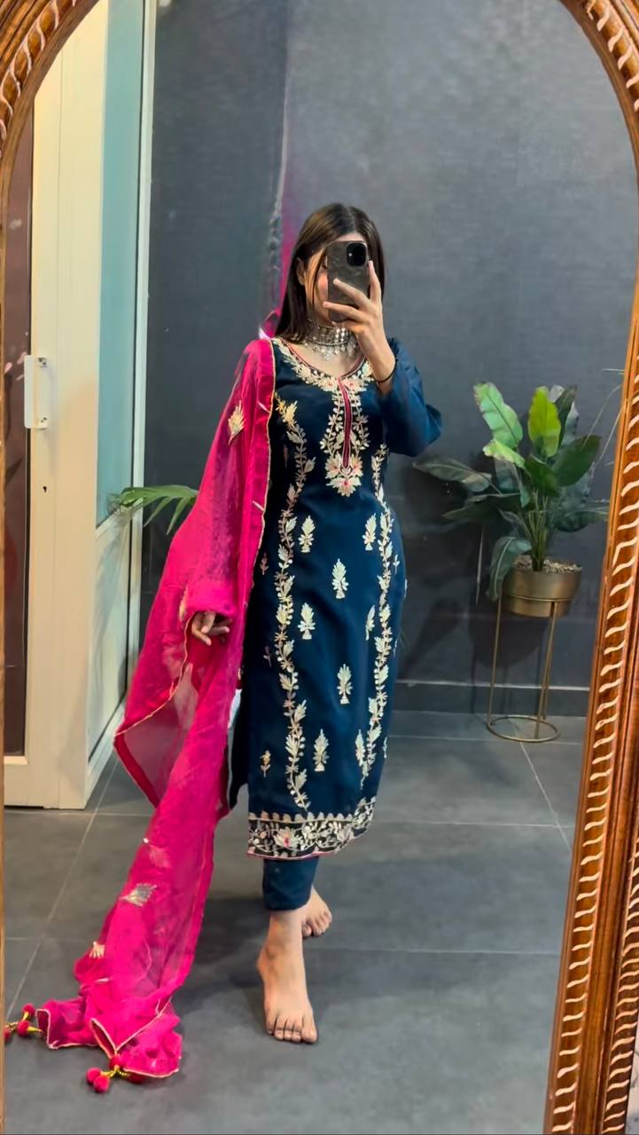 Organza Embroidered Straight Kurta Set with Vibrant Pink Dupatta