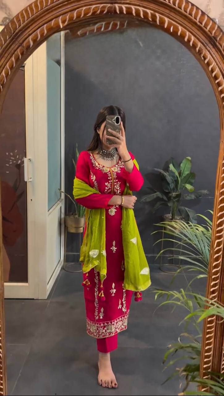 Organza Embroidered Straight Kurta Set with Vibrant Pink Dupatta