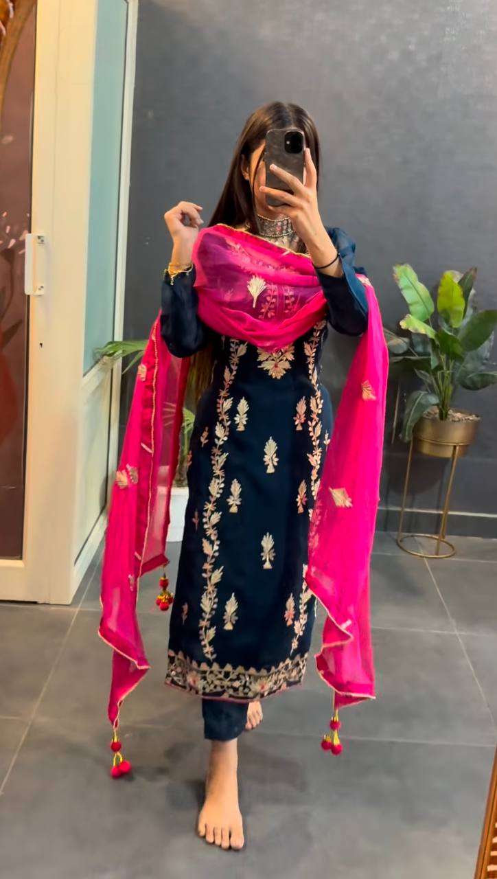 Organza Embroidered Straight Kurta Set with Vibrant Pink Dupatta