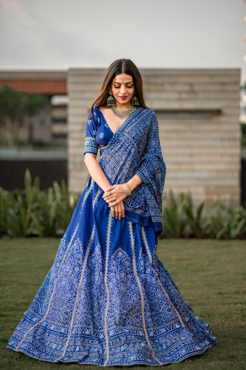 Bandhani Lehenga Choli, Navratri Lehenga, Vaishali Silk Chaniya Choli, Blue Festive Lehenga, Gota Patti Work, Traditional Indian Wear, Chaniya Choli for Dandiya, Maslin Silk Dupatta, Bandhani Print Set, Unstitched Blouse Lehenga
