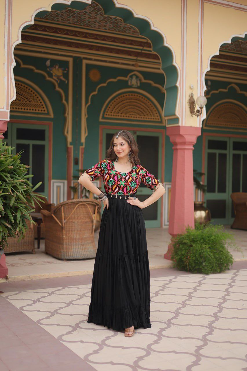Navratri Gown 2025, Kutchi Work Gown, Gamthi Work Gown, WL-9188 Gown, Black Rayon Gown, Gown for Garba Night, L Size Gown, Traditional Indian Gown, Round Neck Fancy Gown, 10 Meter Flair Gown, Gathering Stitch Gown, Ethnic Festive Wear, Navratri Special Outfit