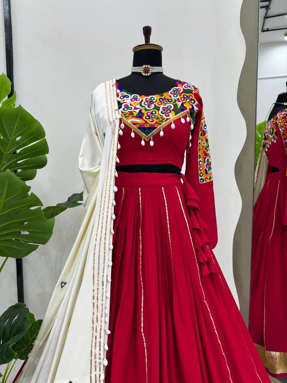 Reyon Silk Lehenga, Semi-Stitched Lehenga, Mirror Work Lehenga, Kodi Lace Lehenga Choli, Chinestitch Embroidery, Golden Pata Lehenga, Silver Pati Work, Ethnic Wear 2025, Traditional Indian Outfit, Real Mirror Embellished Choli, Lehenga with Dupatta Set, Festive Lehenga Choli
