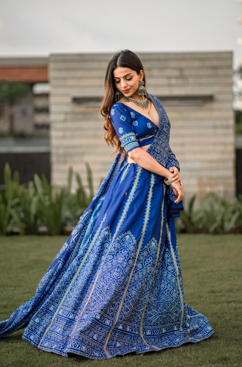 Bandhani Lehenga Choli, Navratri Lehenga, Vaishali Silk Chaniya Choli, Blue Festive Lehenga, Gota Patti Work, Traditional Indian Wear, Chaniya Choli for Dandiya, Maslin Silk Dupatta, Bandhani Print Set, Unstitched Blouse Lehenga