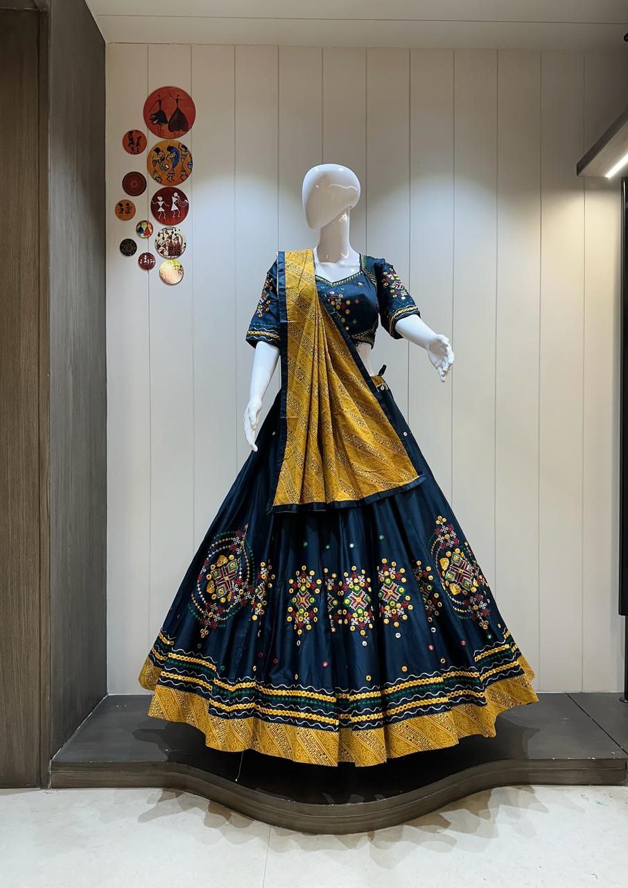 Jam Cotton Chaniya Choli, Aari Work Chaniya Choli, Kunjo Choli Set, Bandhani Dupatta Chaniya Choli, Heavy Work Lehenga Choli, L Size Chaniya Choli, Navratri Outfit, Garba Dress, Indian Ethnic Wear, Cotton Ghagra Choli, Traditional Choli Set, 8 Meter Flare Chaniya Choli
