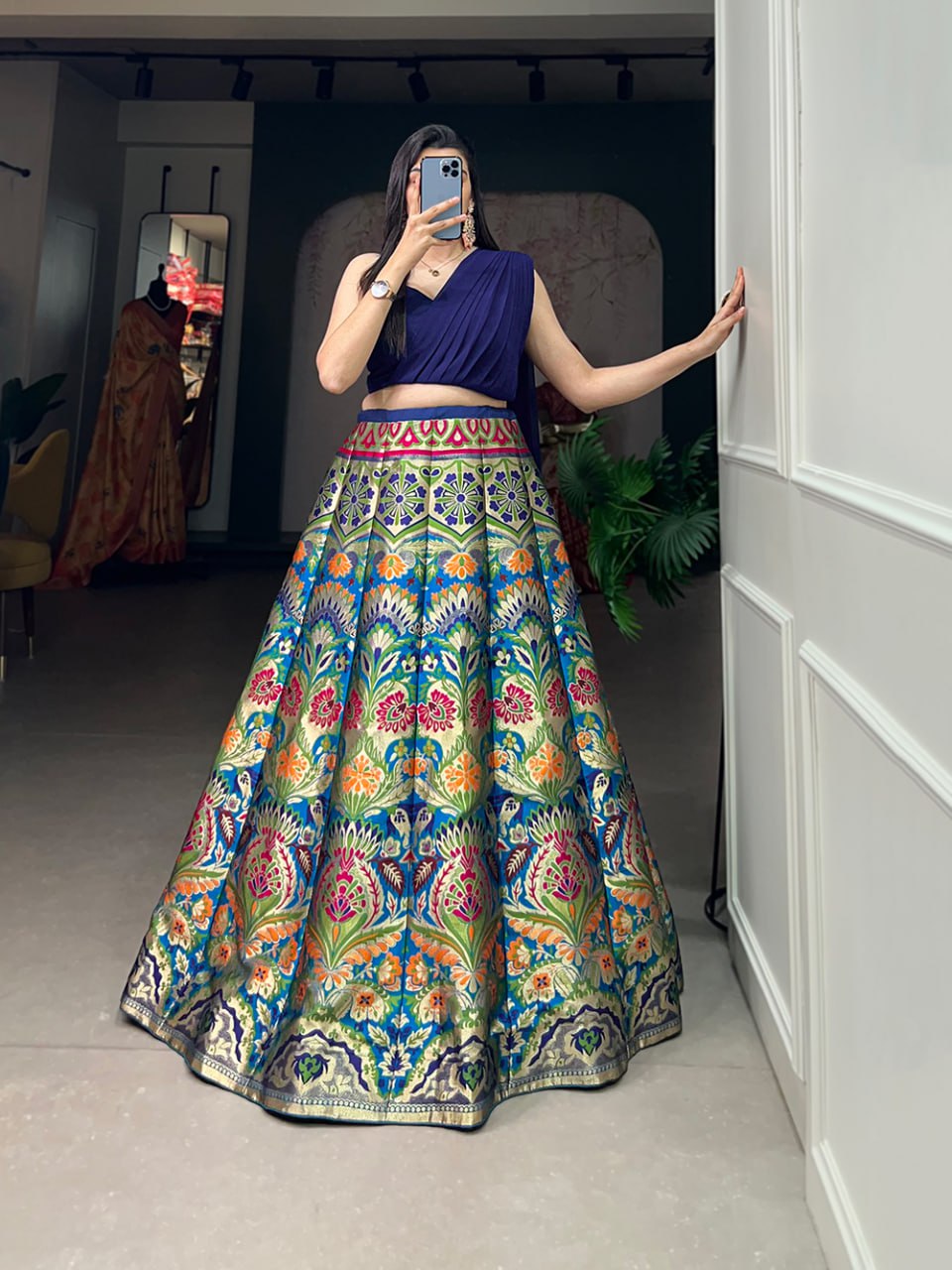 Banarasi Silk Lehenga, Zari Weaving Lehenga, Blouse with Attached Dupatta, Traditional Wedding Lehenga, Stitched Banarasi Lehenga, Canvas Lehenga Choli, Georgette Blouse, Heart Neck Blouse, Indian Ethnic Wear, Festive Lehenga Choli, Semi Bridal Lehenga, Shaadi Season Outfit, Banarasi Lehenga 2025