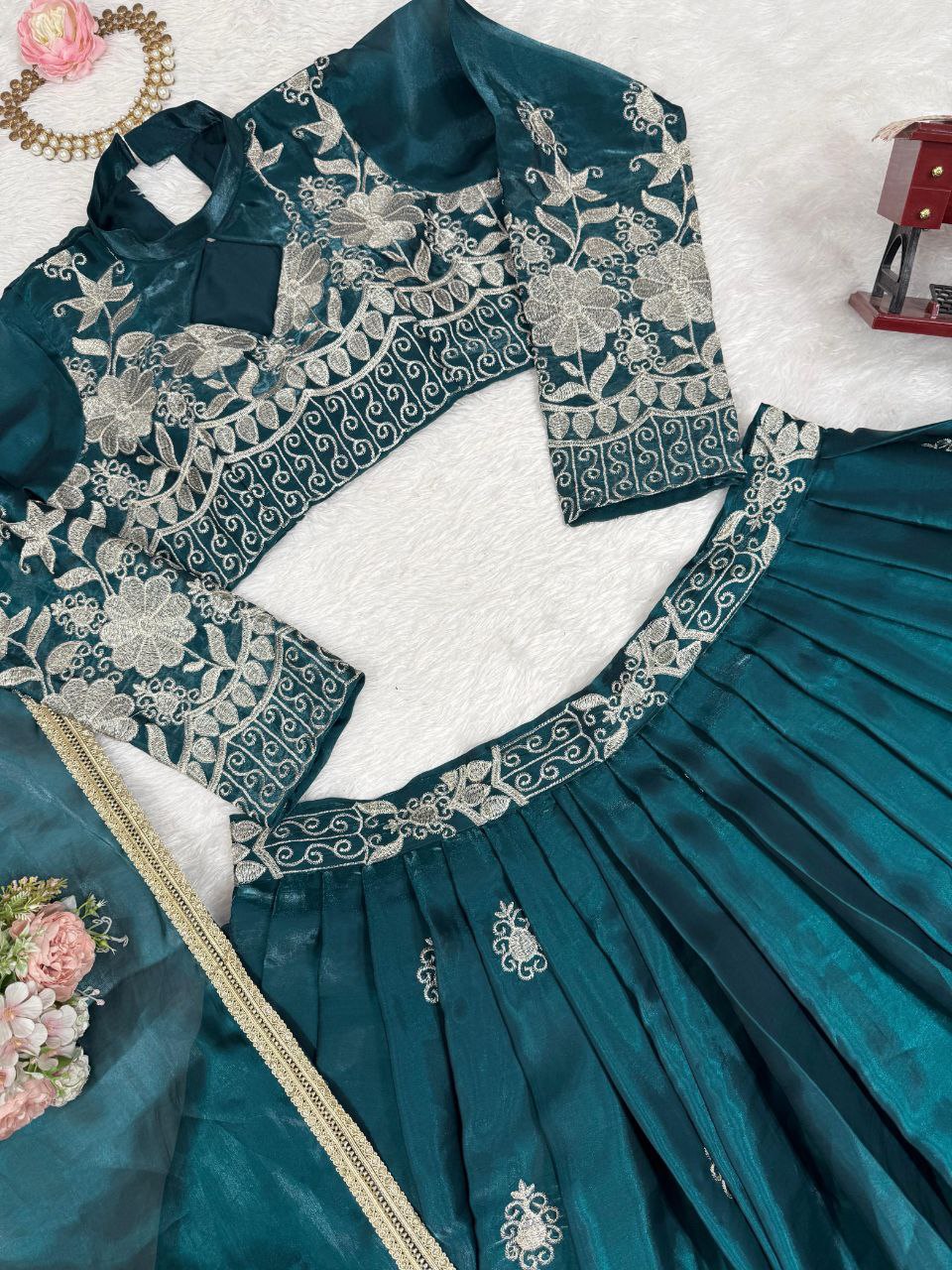 Jimi Choo Lehenga, Thread Work Lehenga, Full Stitch Lehenga, Lehenga with Cancan, Lace Border Dupatta, Unstitched Blouse, Micro Inner Lehenga, Wedding Wear Lehenga, Festive Wear Lehenga, Indian Ethnic Wear, Designer Lehenga Set, 3 Meter Flair Lehenga, Lightweight Lehenga Choli