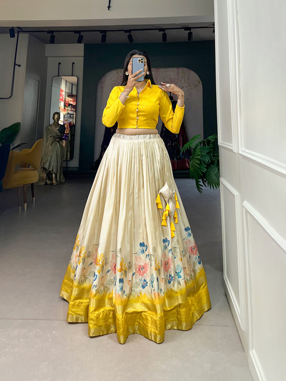 Dola Silk Lehenga, Floral Print Lehenga, Zari Border Lehenga, Banglory Blouse, Ready to Wear Lehenga, Stitched Floral Lehenga, Lightweight Silk Lehenga, South Indian Fashion, Hyderabad Lehenga, Trendy Lehenga Choli, 3.5 Meter Flair Lehenga, Floral Coord Set, Indian Wedding Wear, Festive Lehenga Set