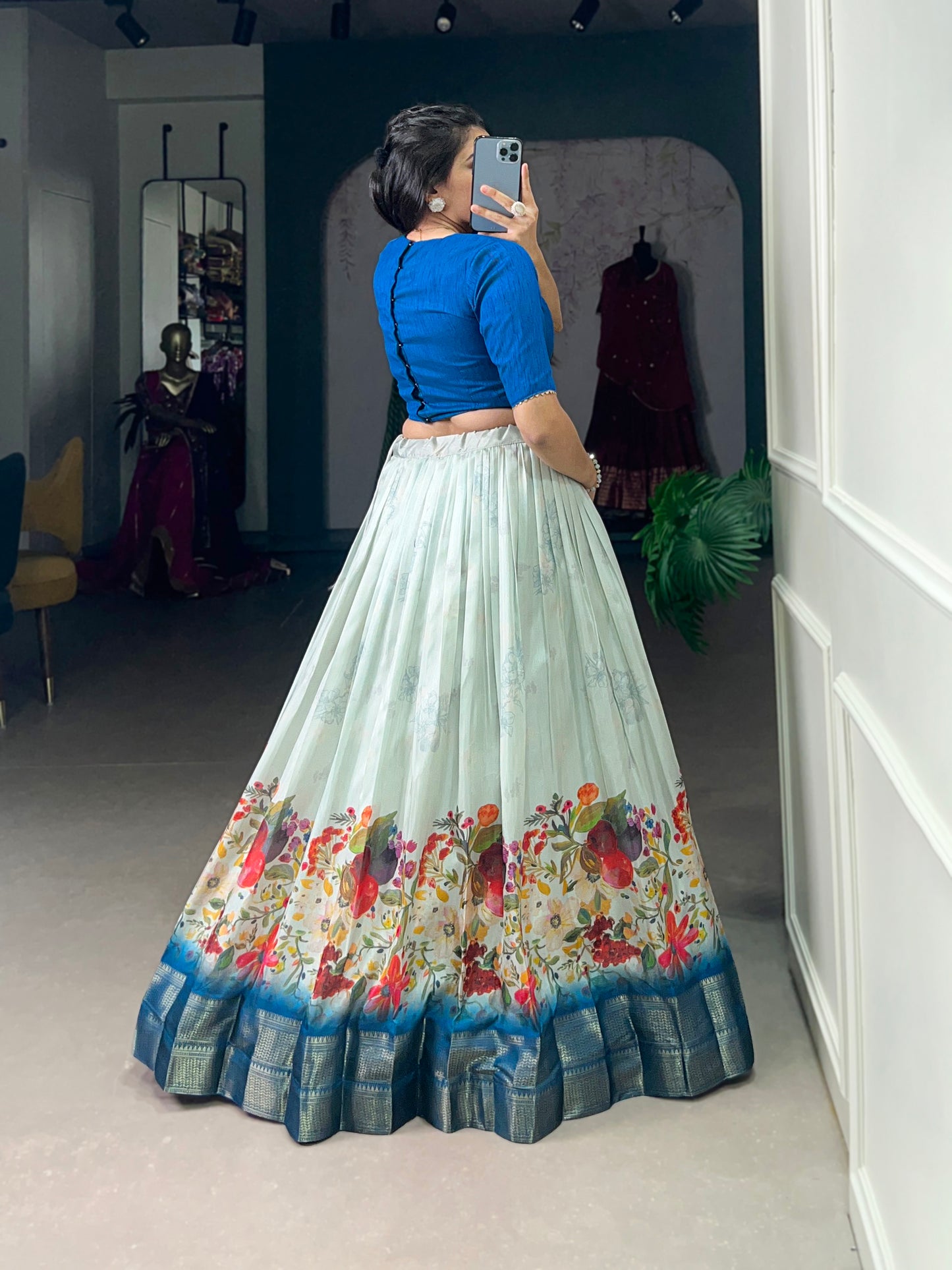 Cotton Silk Floral Co-ord Set with Zari Border – 3.2 Mtr Flair