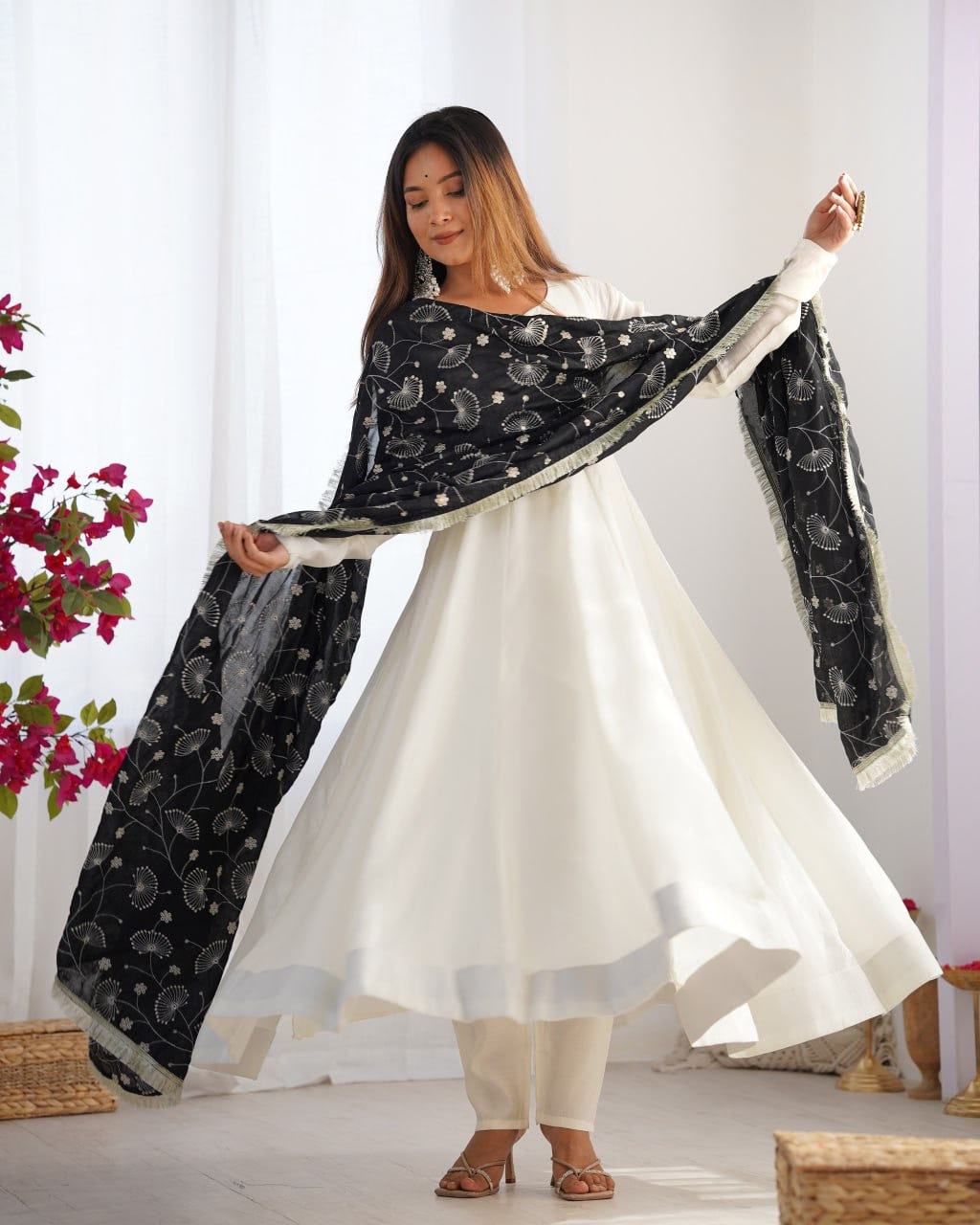 BLACKPureSoftSilkFestiveWearAnarkaliSetwithDupatta