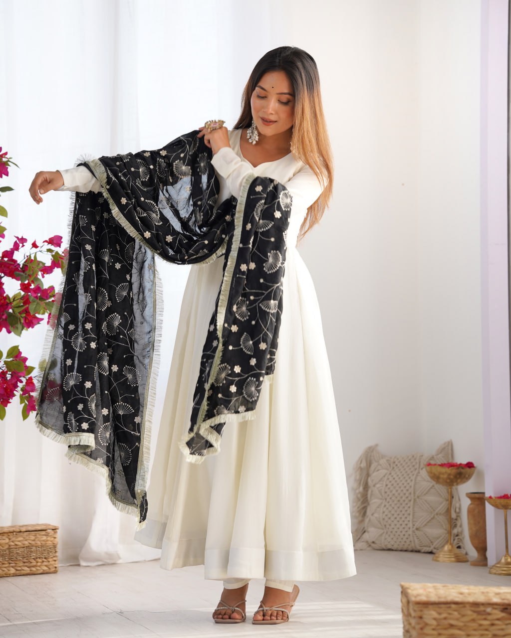 BLACKPureSoftSilkFestiveWearAnarkaliSetwithDupatta