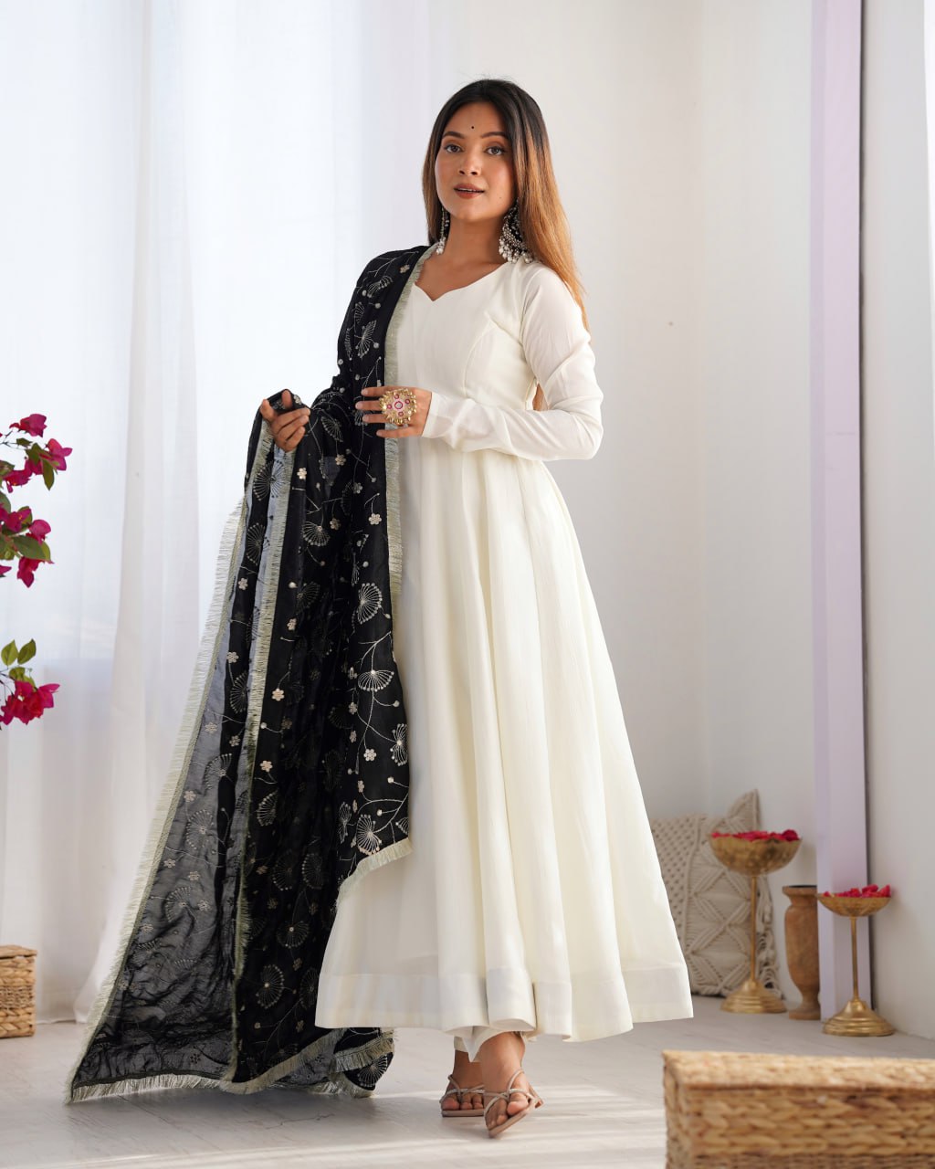 BLACKPureSoftSilkFestiveWearAnarkaliSetwithDupatta