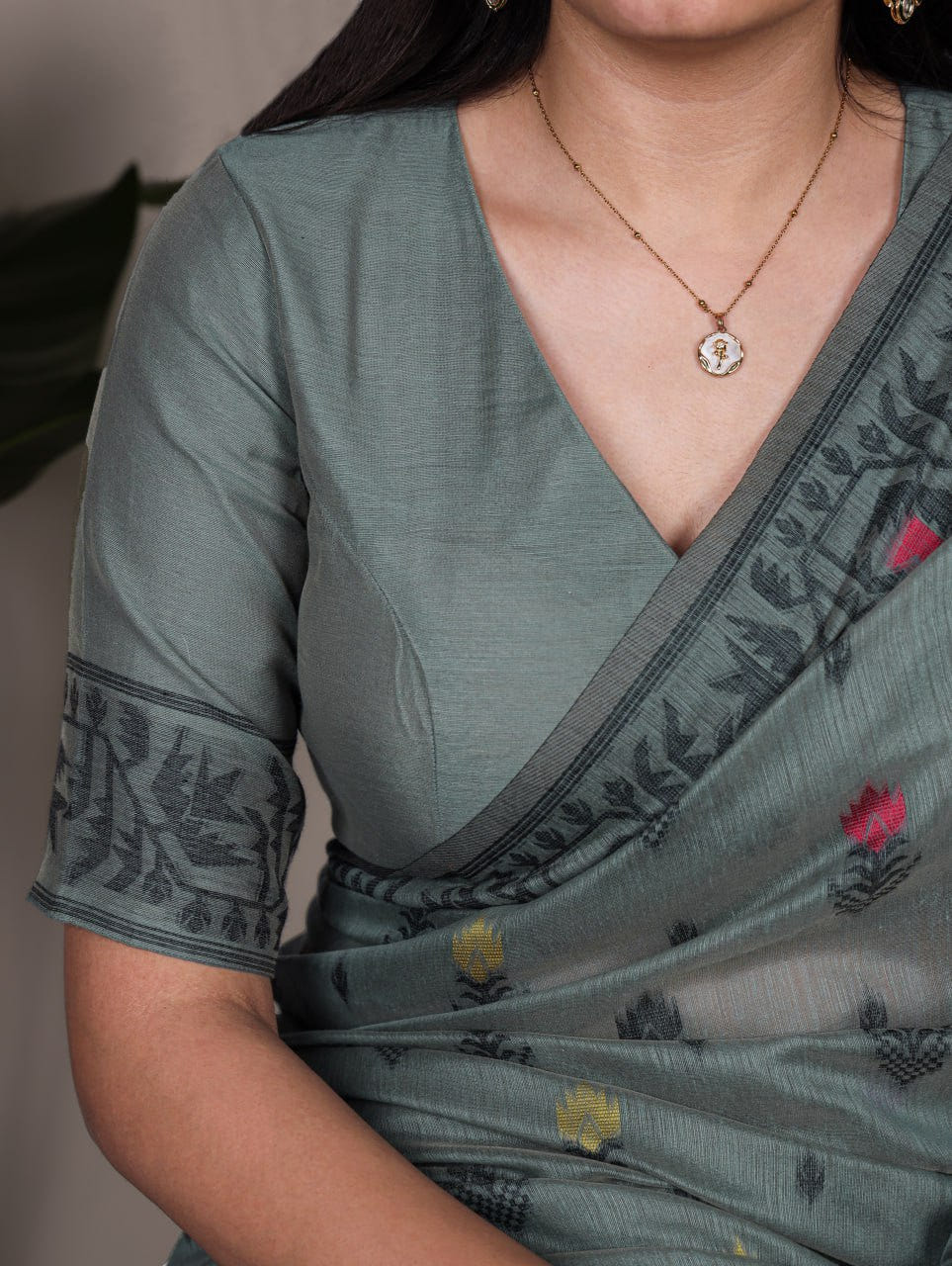Grey Poly Cotton Thread Weaving Saree with Matching Blouse