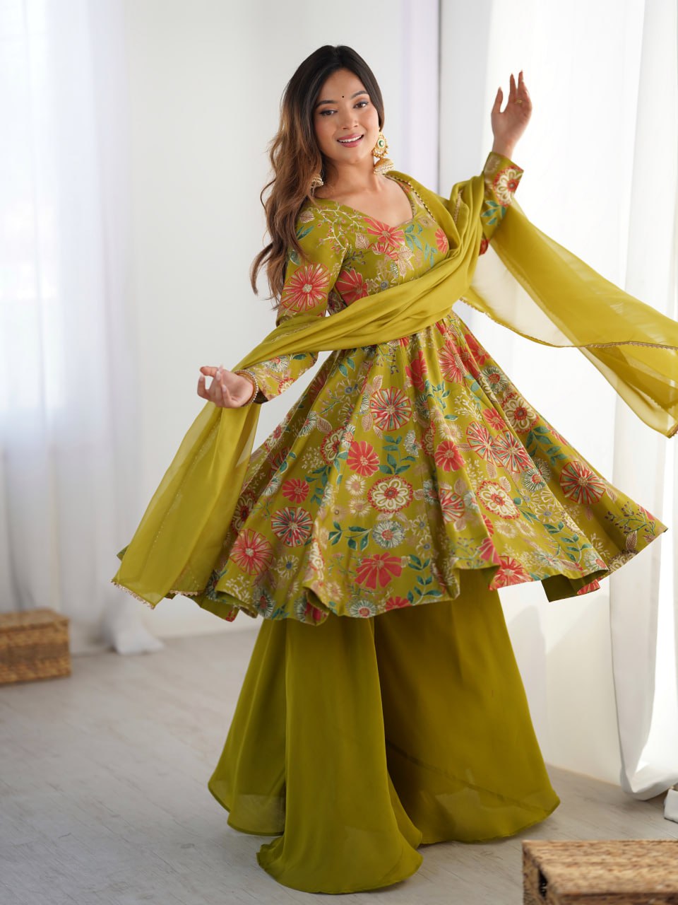 MAHENDI Soft Romansilk Chanderi Kediya Style & Fancy Organza Dupatta