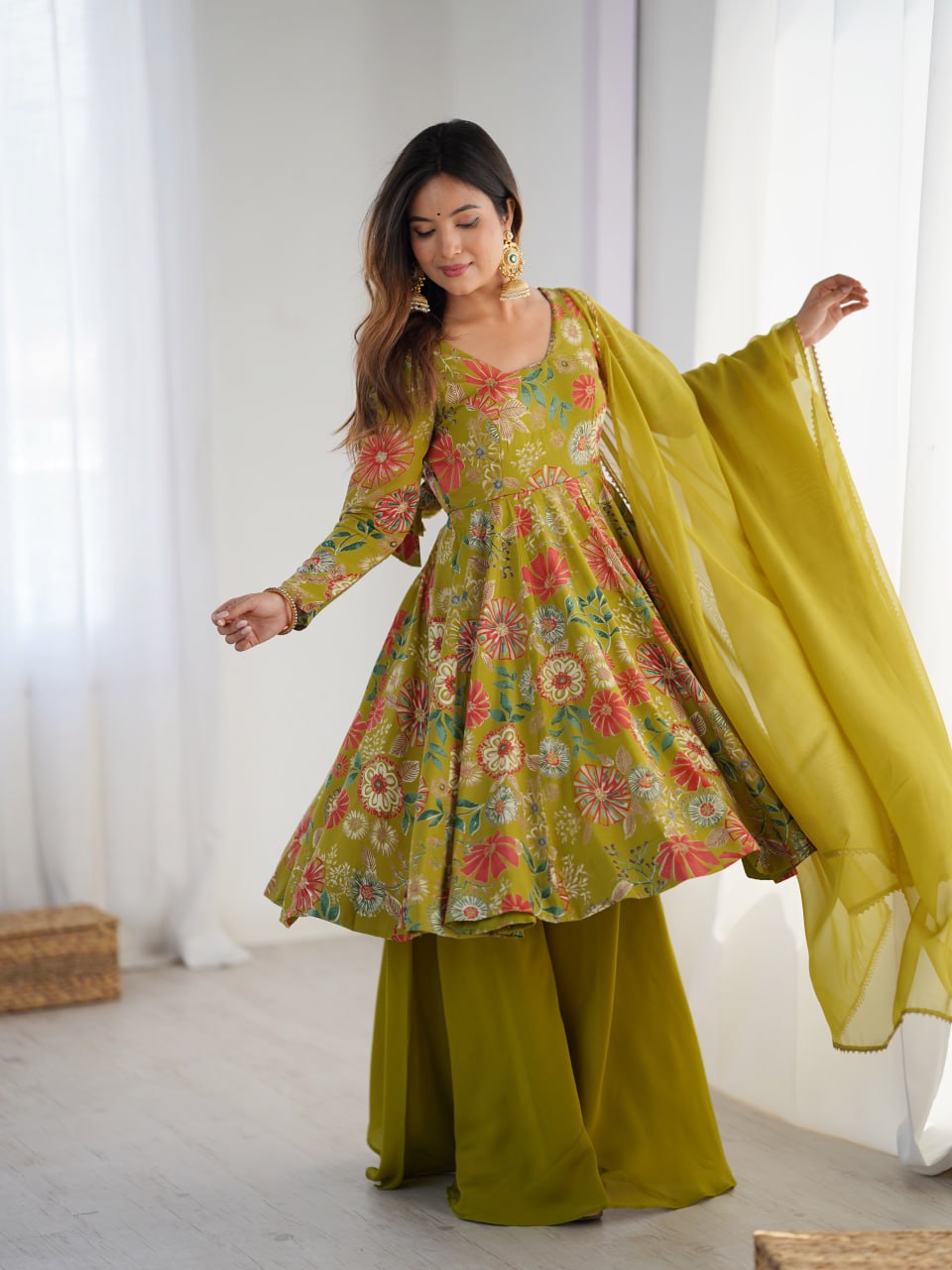 MAHENDI Soft Romansilk Chanderi Kediya Style & Fancy Organza Dupatta