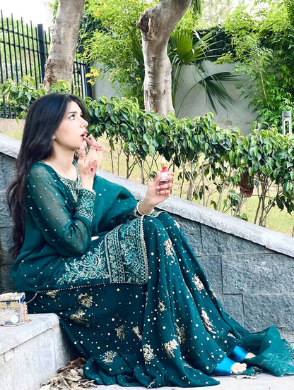 Pakistani Dress in Green Georgette With Sequence Embroidery Pakistani Suit