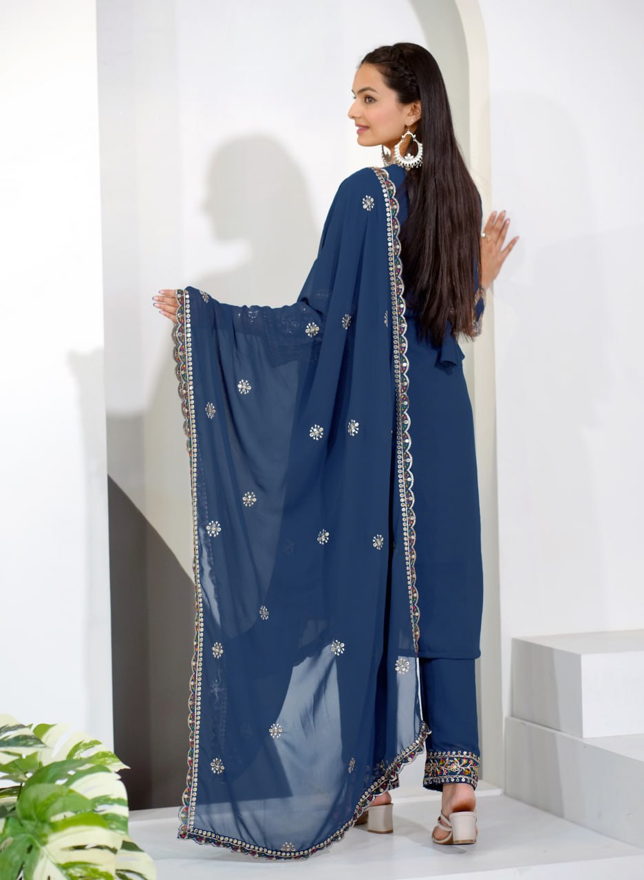 Pakistani Salwar Kameez