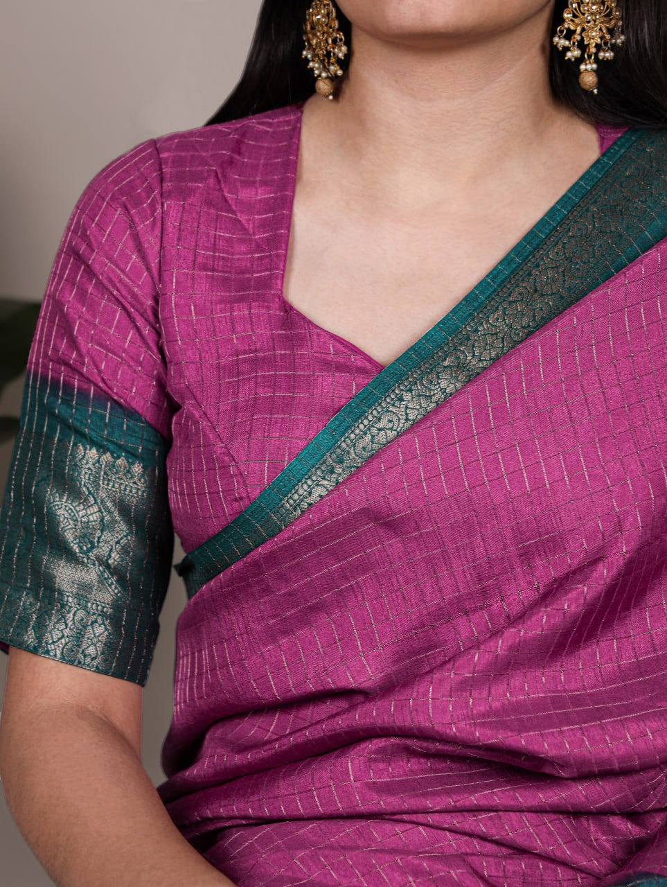 Rani Pink Elegant Dola Chex Zari Weaving Saree with Matching Blouse