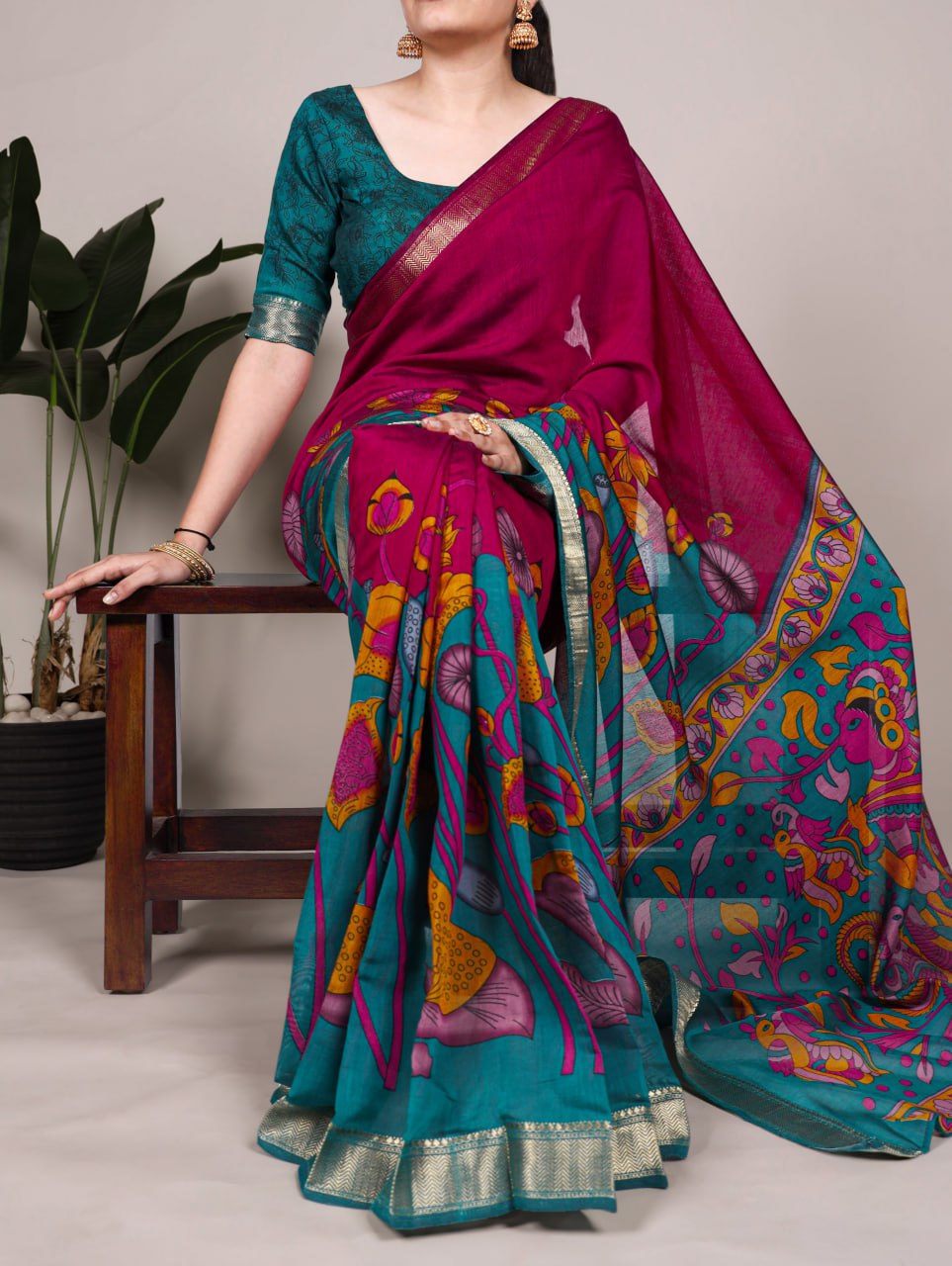 Pink Polyester Viscose Chanderi Floral Printed Saree With Green Blouse