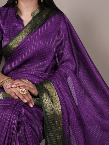 Purple Elegant Dola Chex Zari Weaving Saree with Matching Blouse