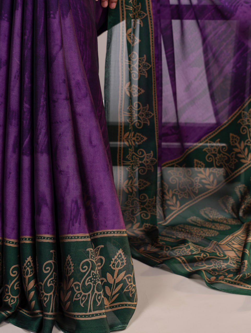 Purple Rangoli Silk Printed Saree with Dark Green Border Printed Blouse