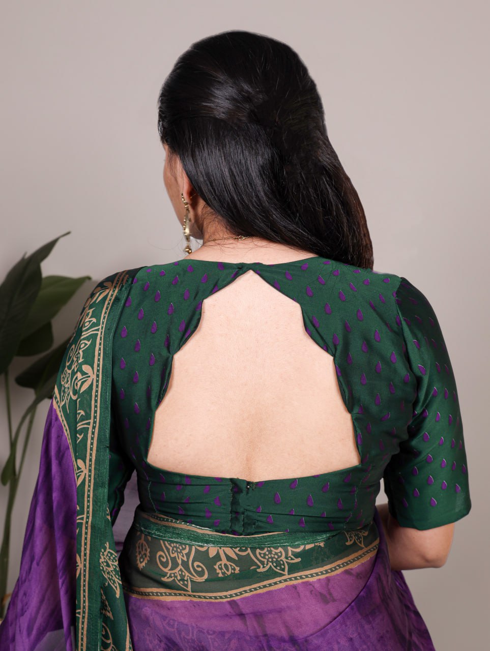 Purple Rangoli Silk Printed Saree with Dark Green Border Printed Blouse