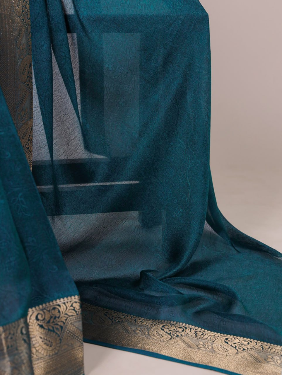Teal Green Marsh Mello Zari Weaving Saree with Matching Blouse