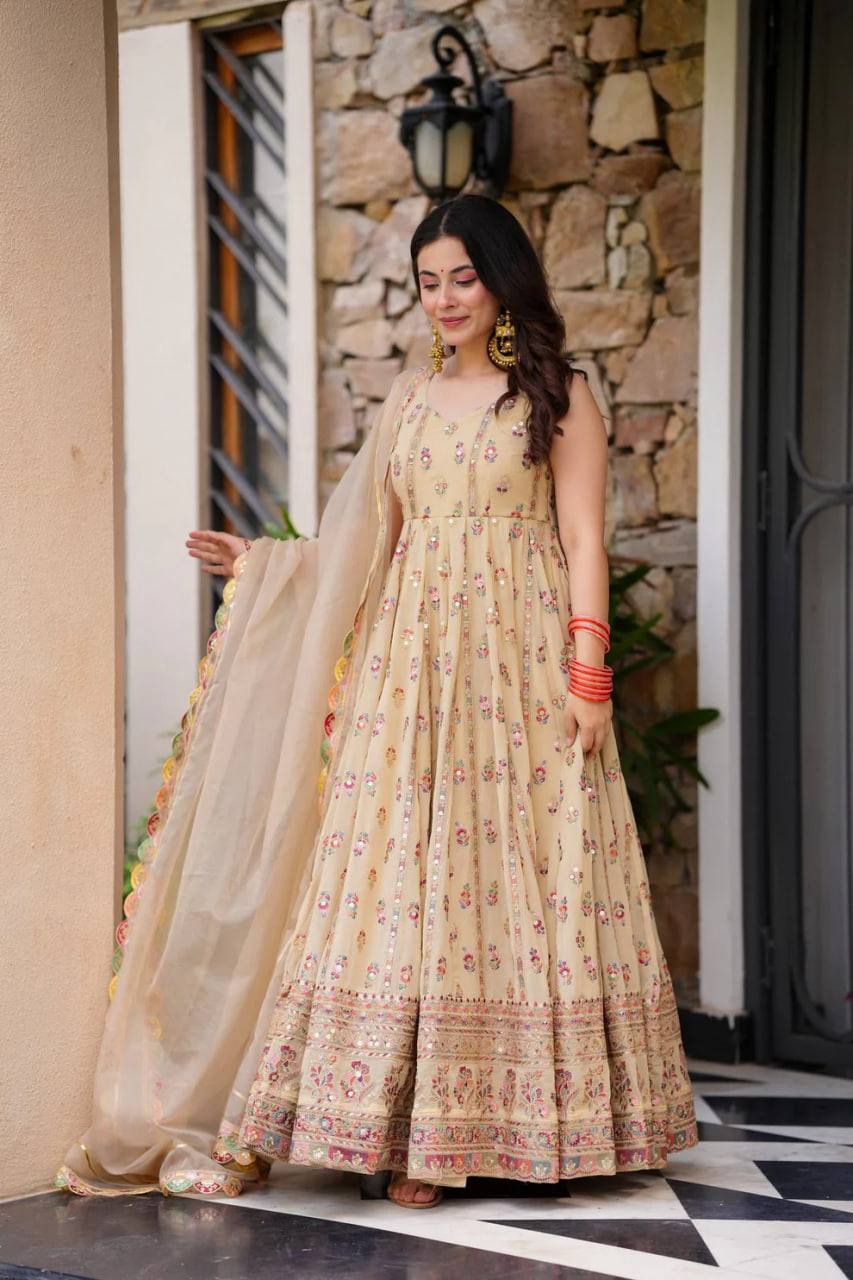 Thread Work Gown