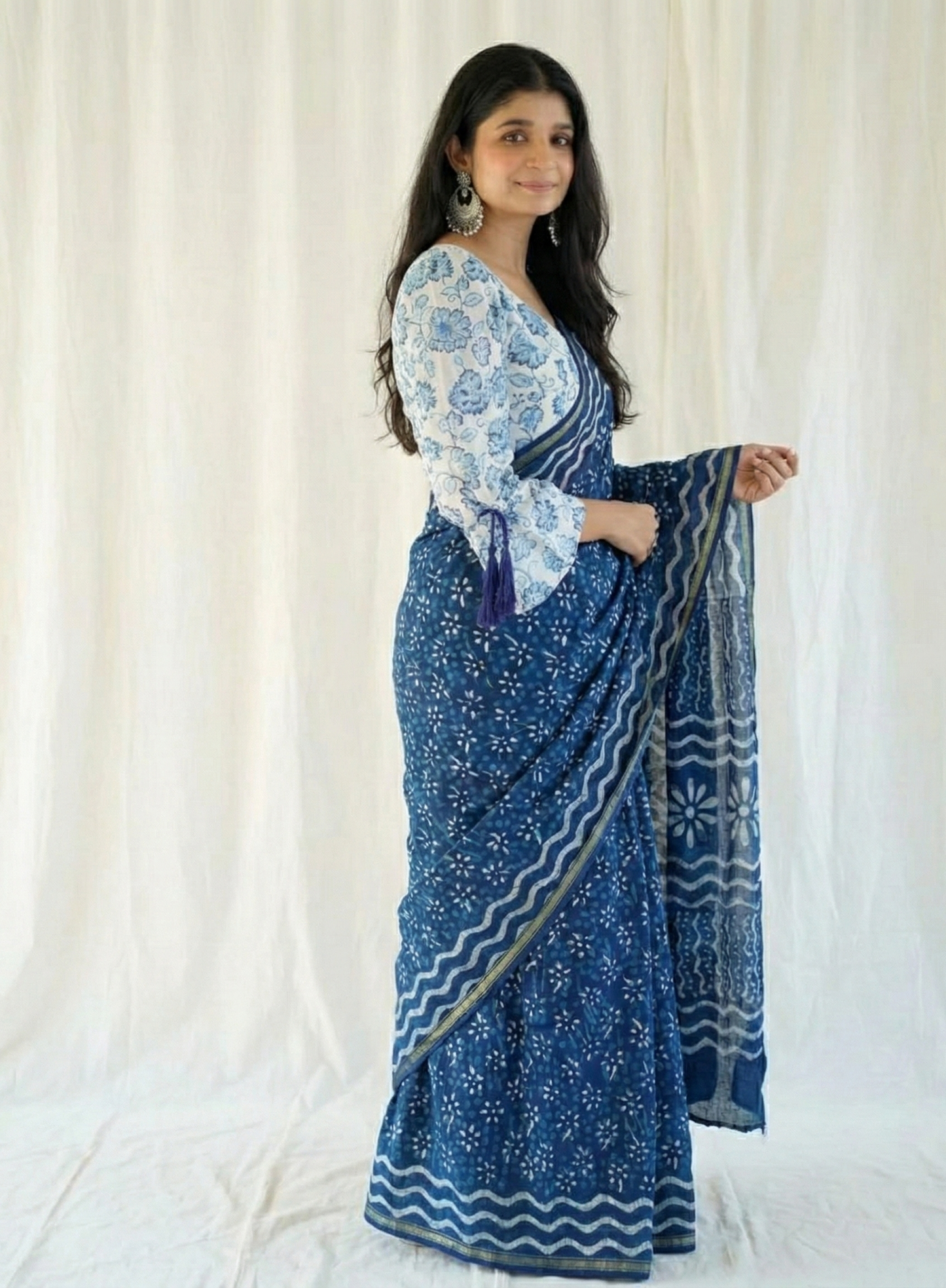 Blue Mulmul Cotton Digital Print Saree with white Mulmul Blouse