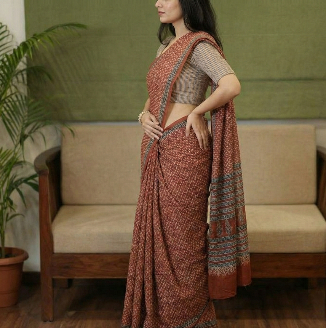 Classic Maroon Mulmul Cotton Digital Print Saree with Banglori Blouse