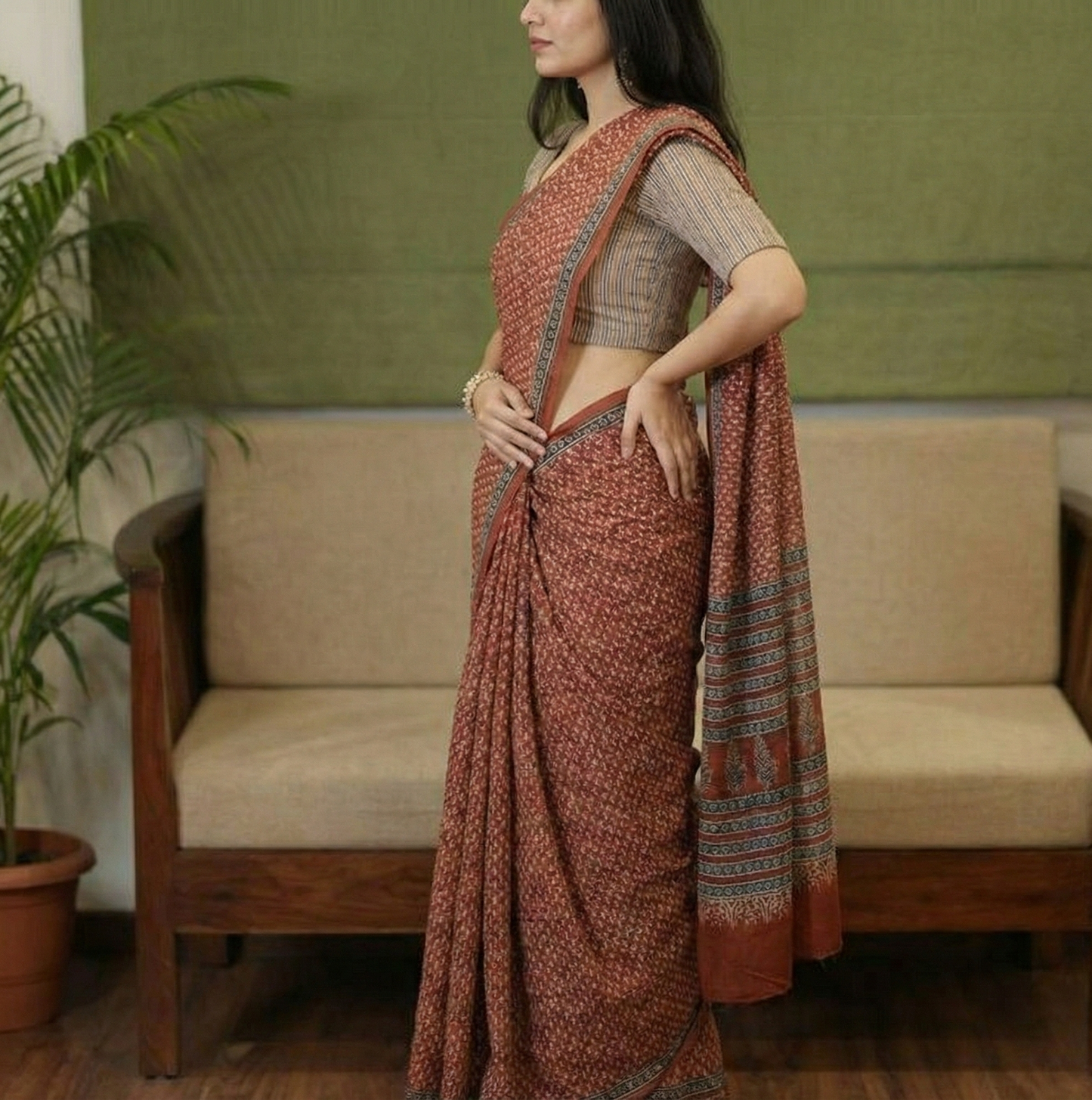 Classic Maroon Mulmul Cotton Digital Print Saree with Banglori Blouse