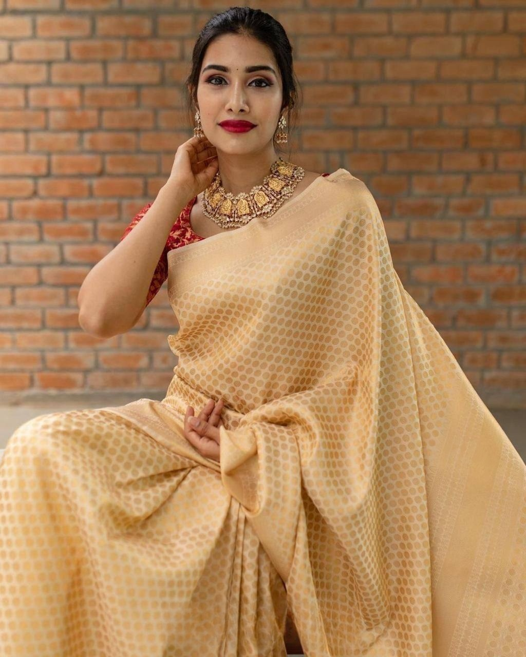 Cream Traditional Kanchipuram Weaving Saree with Red Woven Blouse
